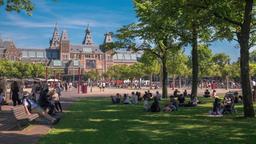 Busca vuelos baratos a Ámsterdam