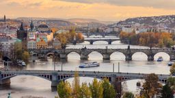 Encuentra vuelos baratos de Lima a Praga