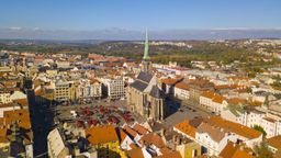 Encuentra vuelos baratos a Rep&uacute;blica Checa