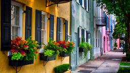 Busca vuelos baratos a Charleston