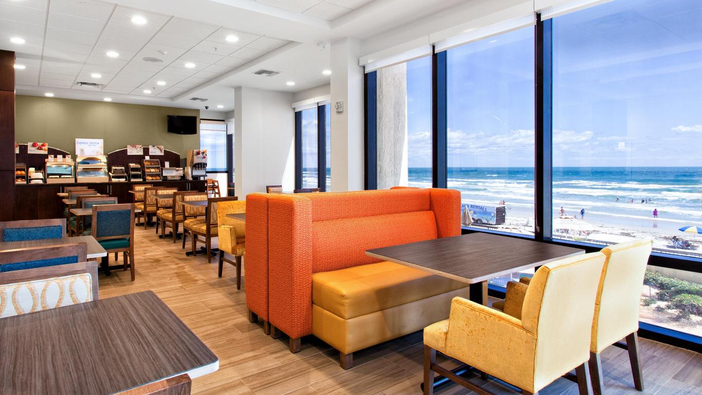 Holiday Inn Express & Suites Oceanfront Daytona Bch Shores