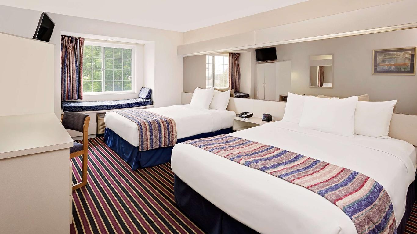 Microtel Inn & Suites by Wyndham Madison East