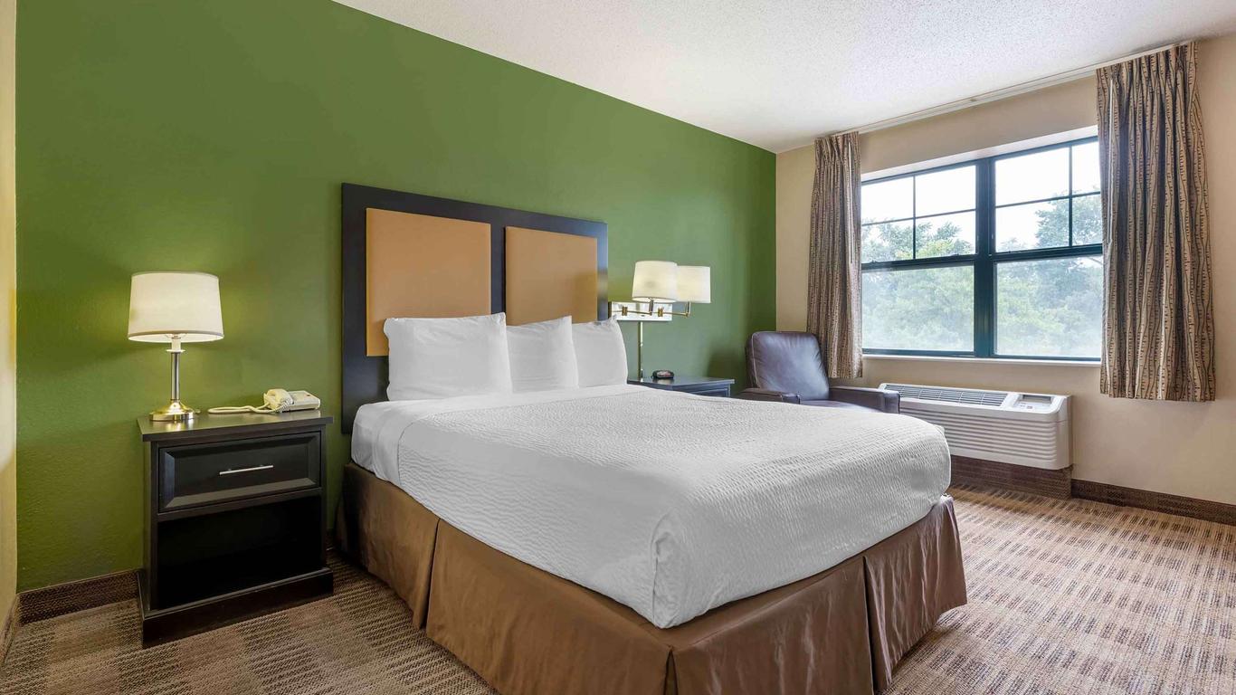 Extended Stay America Suites - Bloomington - Normal