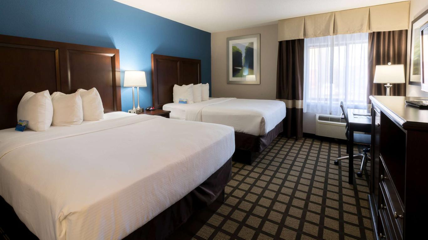 Baymont by Wyndham Detroit Airport/Romulus
