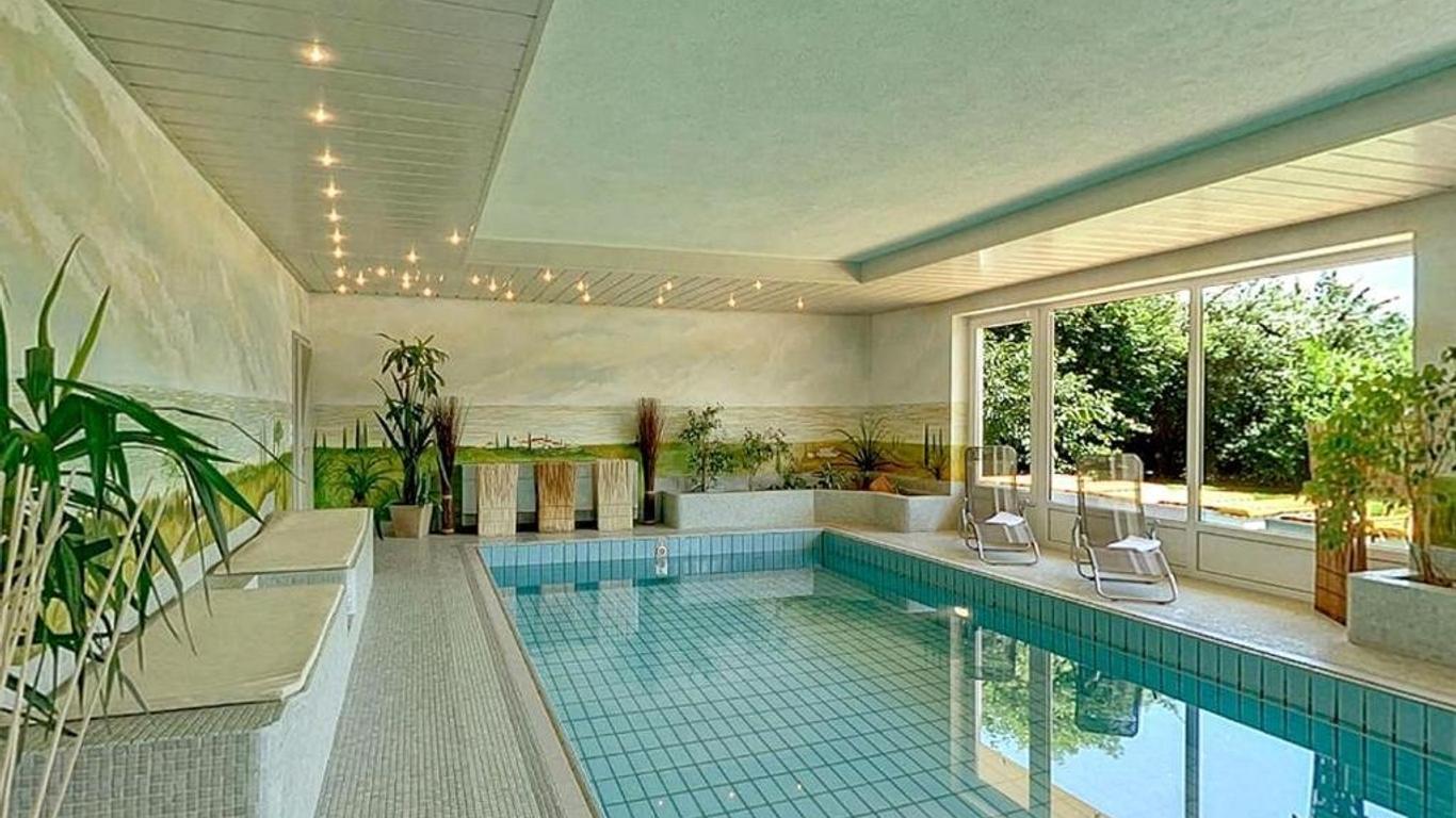 Hotel garni Landhaus Servus