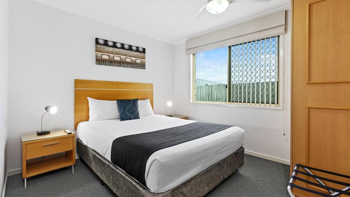 Browns Plains Motor Inn