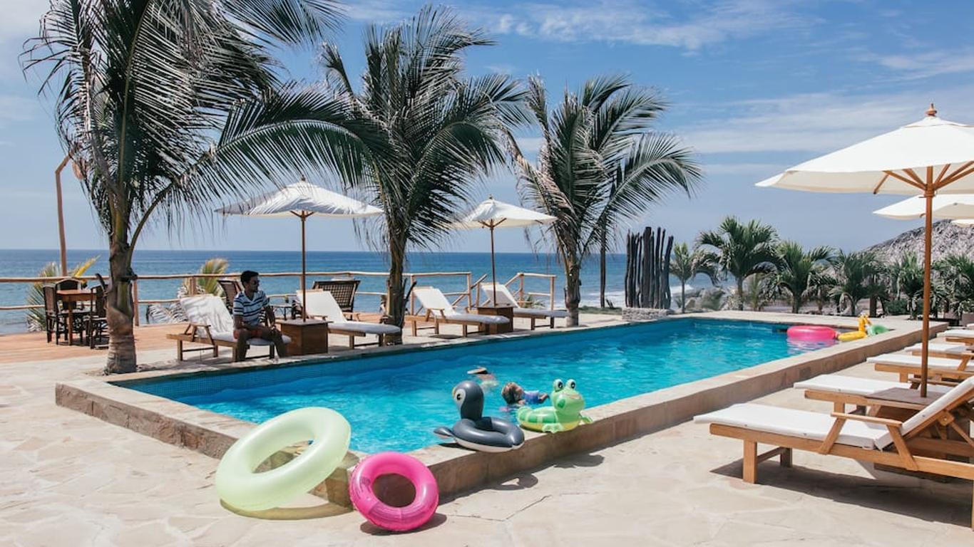 Baja Canoas Hotel