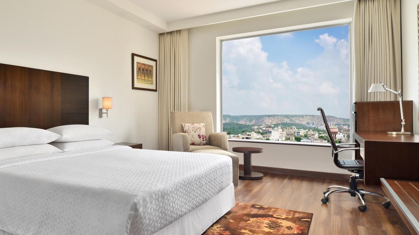Four Points by Sheraton Jaipur, City Square